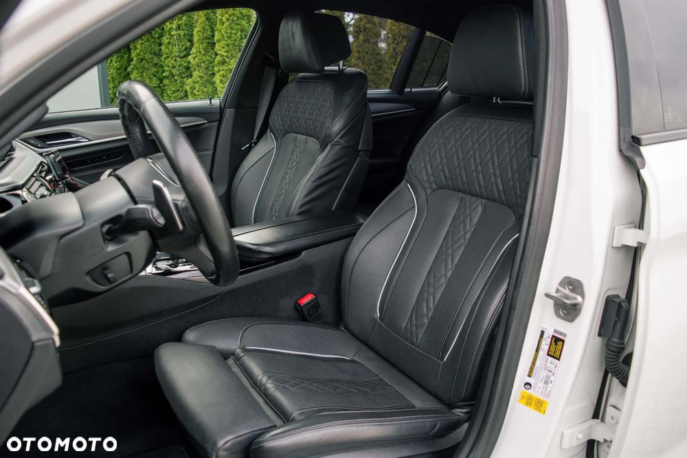 BMW Seria 5 540i M Sport sport - 20