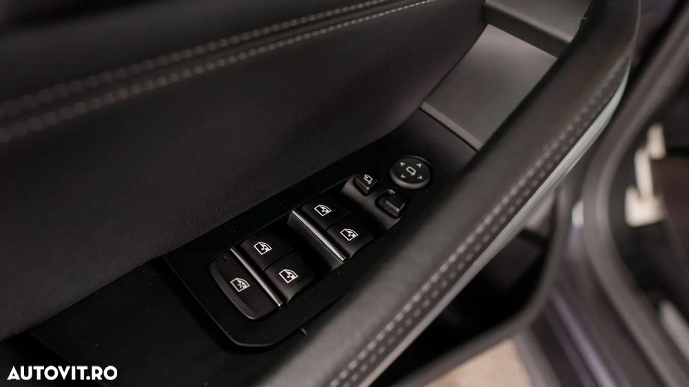 BMW X6 xDrive40d AT MHEV - 29