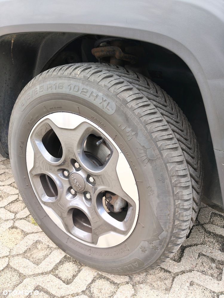 Jeep Renegade 1.4 MultiAir DSG Longitude - 6