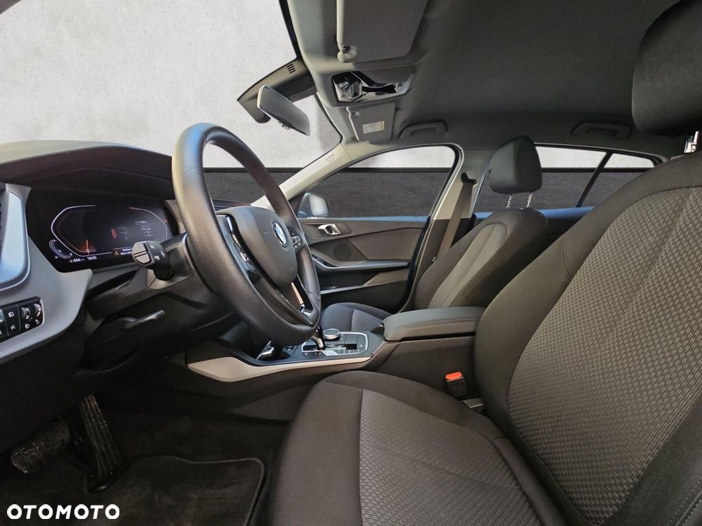 BMW Seria 1 118i Advantage - 13