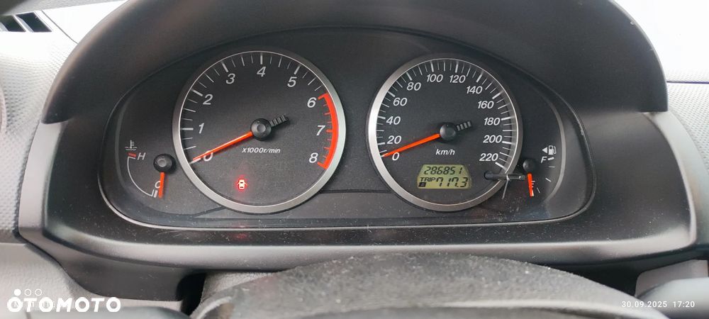 Mazda 2 - 5