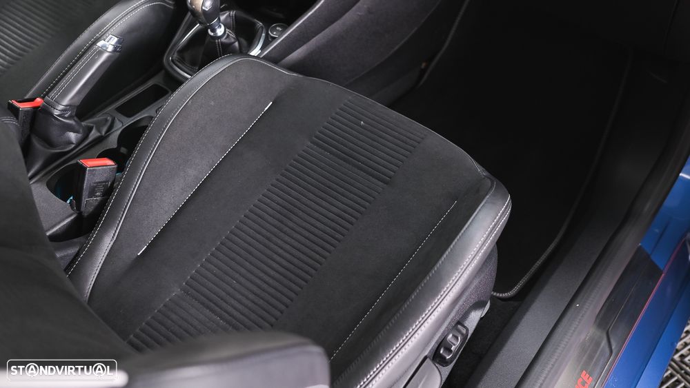 Ford Fiesta 1.5 EcoBoost S&S ST X - 39