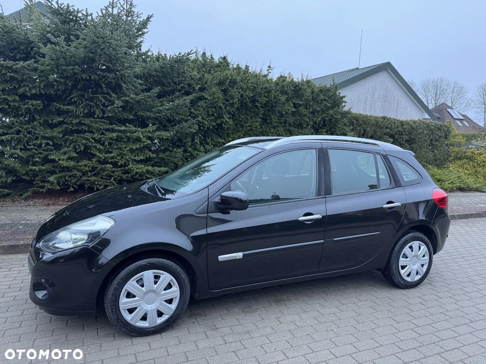 Renault Clio 1.2 16V 75 Expression - 12