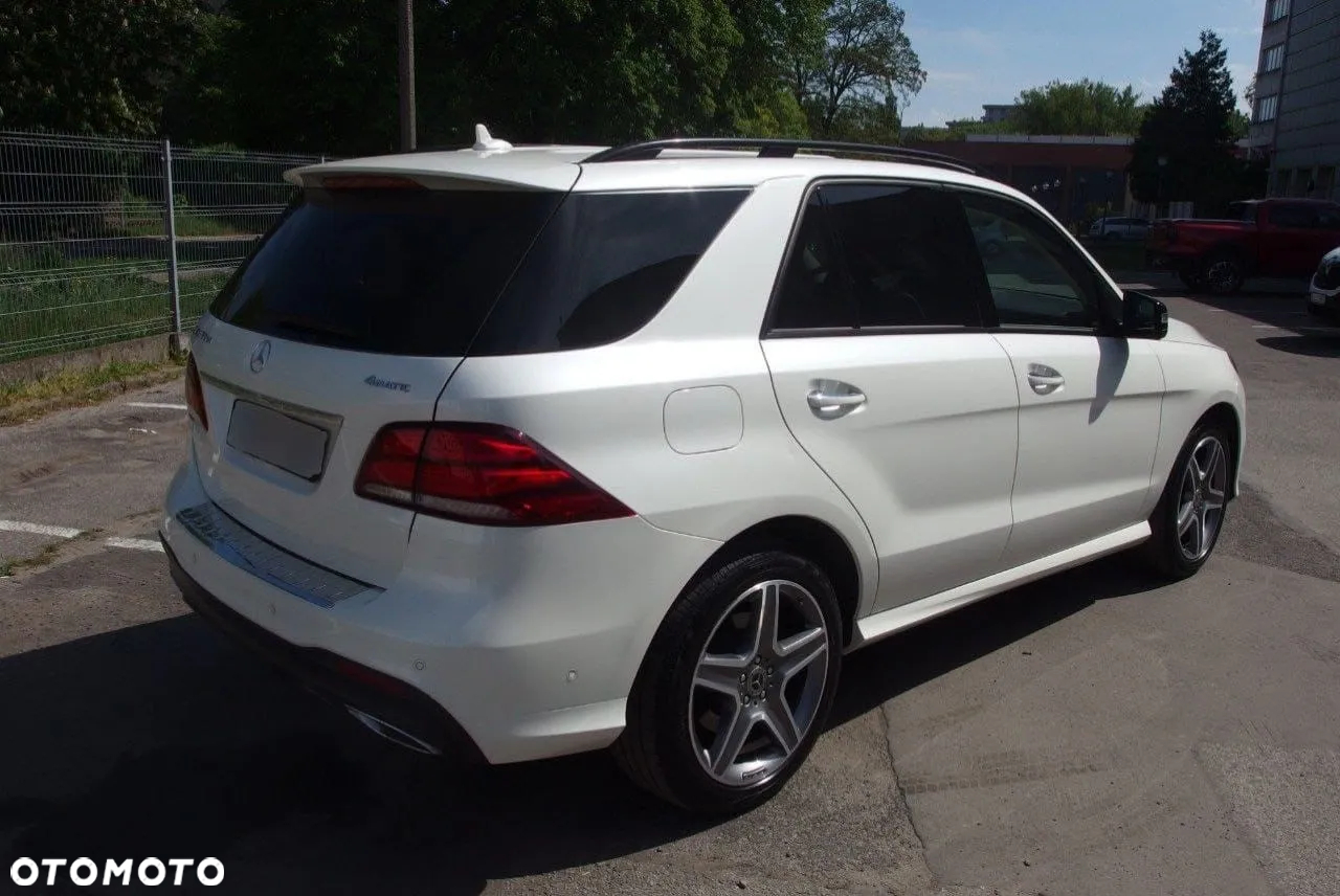 Mercedes-Benz GLE 350 d 4-Matic - 2