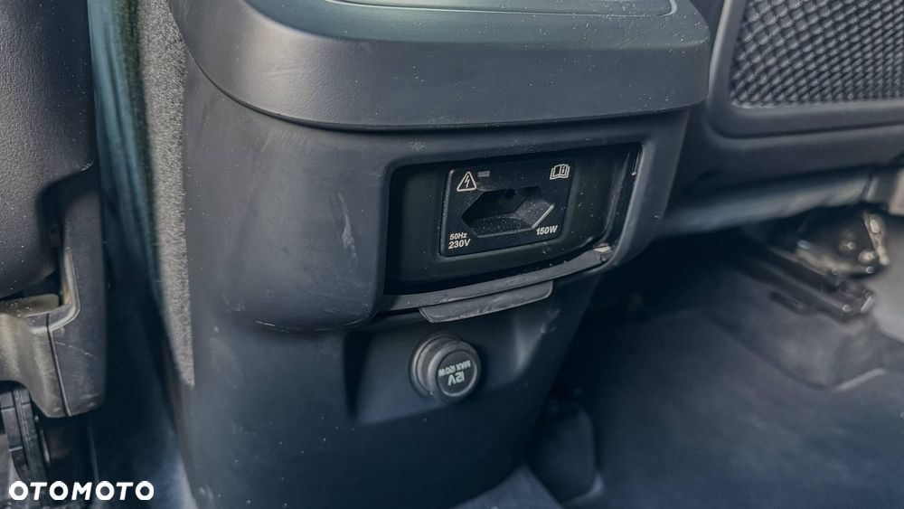Volvo XC 90 B5 D AWD Geartronic Momentum - 30