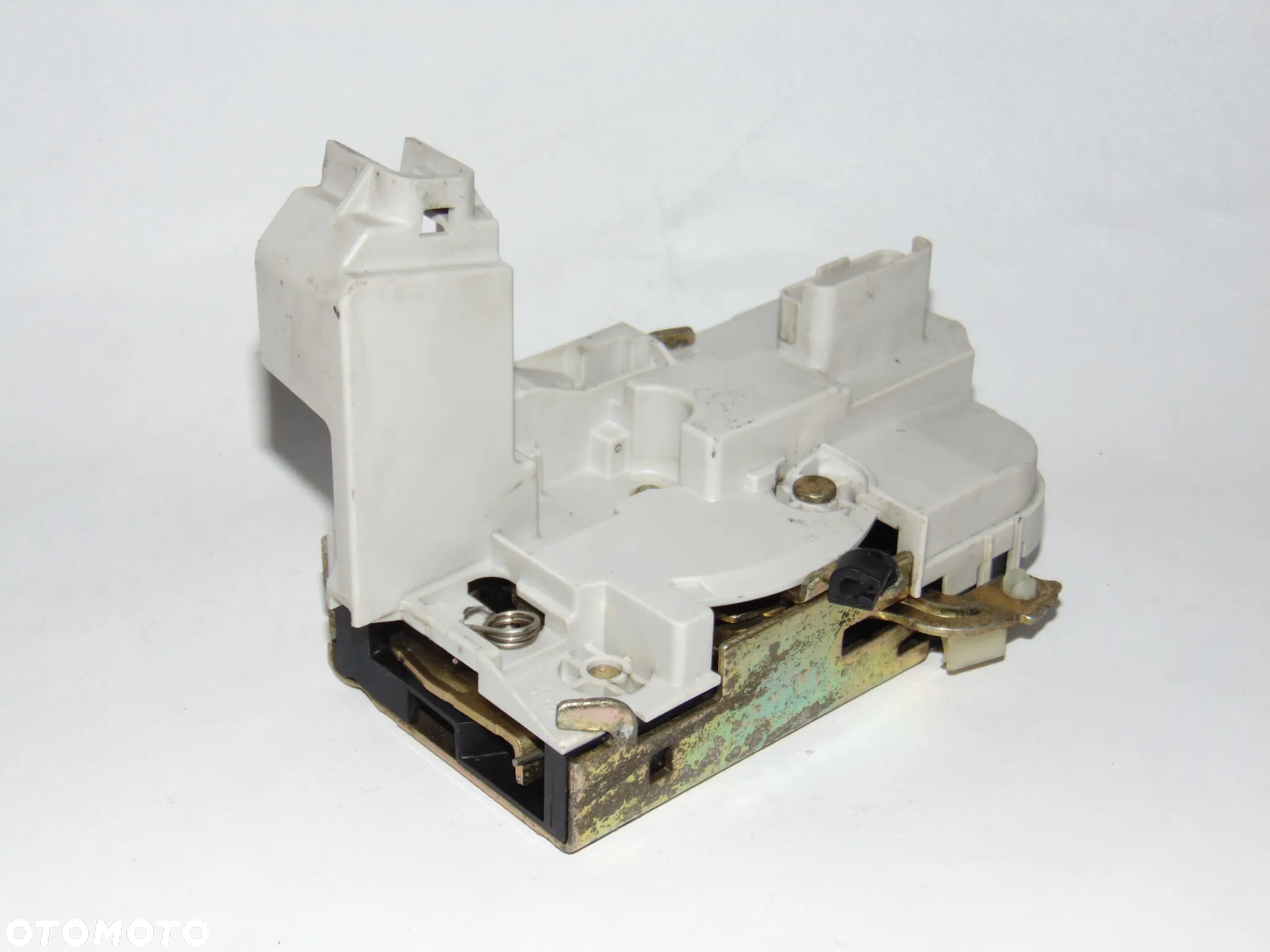 Zamek 6 PIN przedni przód lewy kierowcy Peugeot 307 FL lift 05-08r - 7