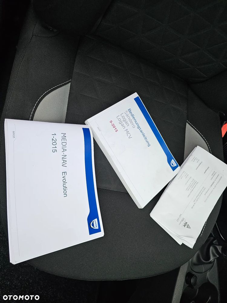 Dacia Sandero Stepway TCe 90 Easy-R S&S Celebration - 24