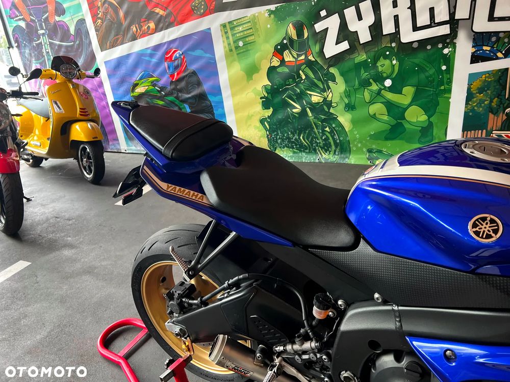 Yamaha R6 - 7