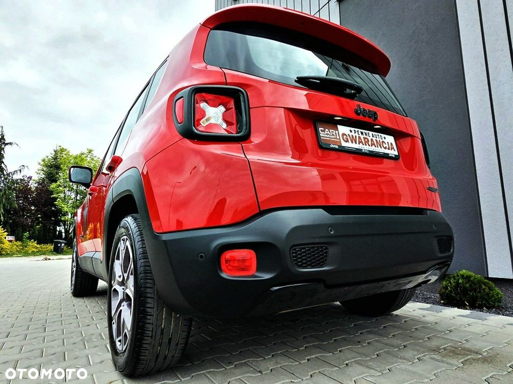 Jeep Renegade 1.4 MultiAir Night Eagle - 30