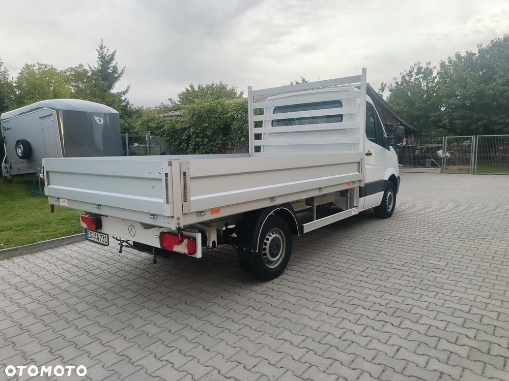 Mercedes-Benz Sprinter - 3