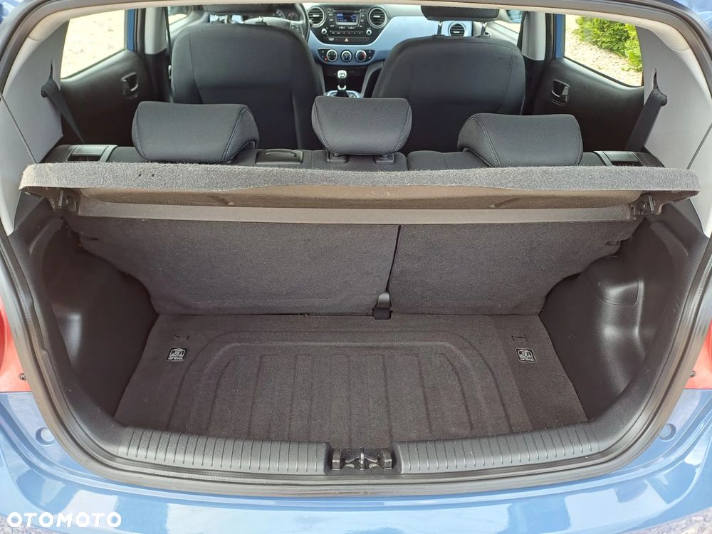 Hyundai i10 - 10