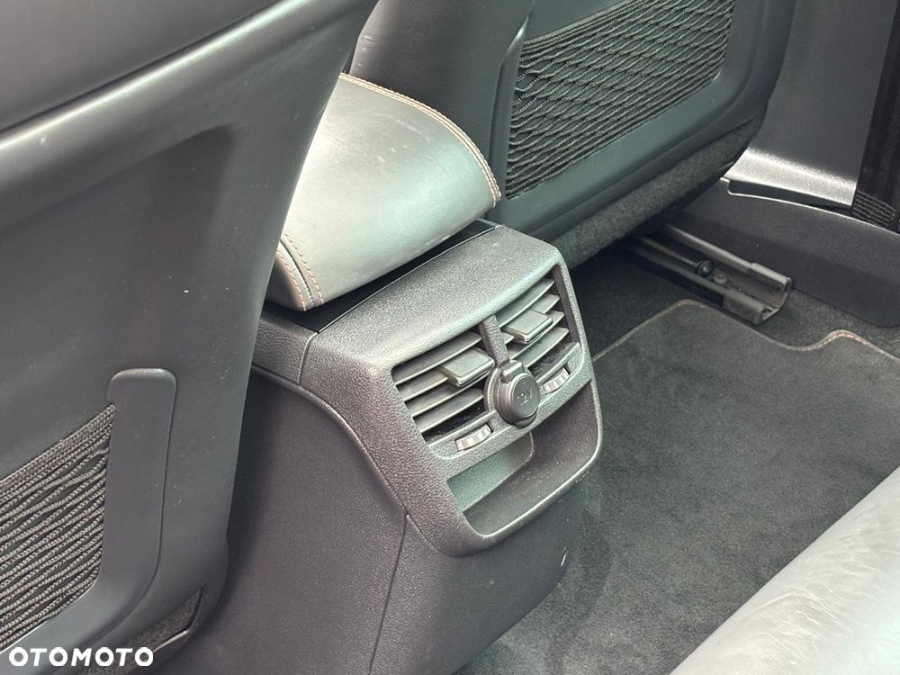 Peugeot 508 RXH 2.0 HDi HYbrid4 - 36