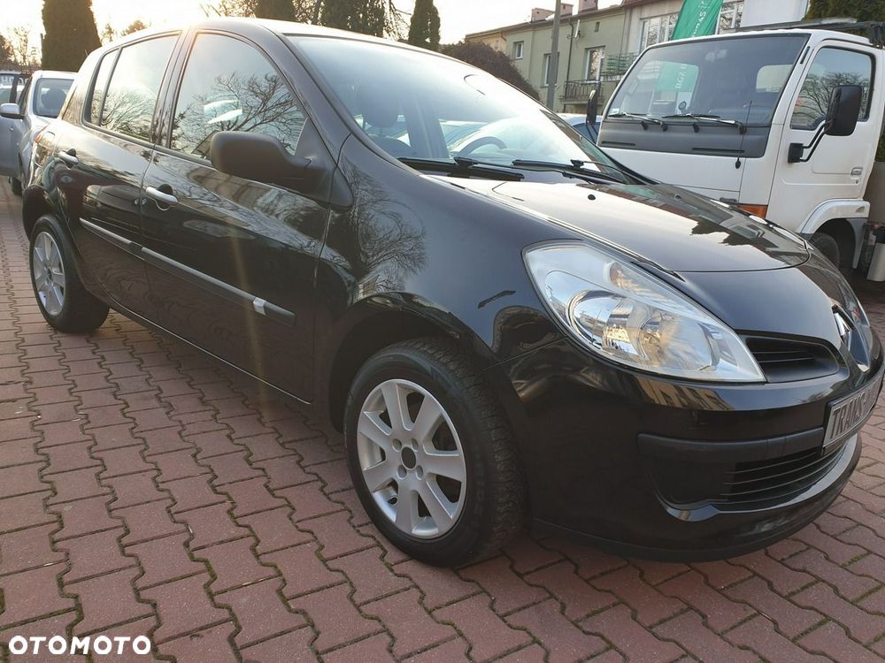 Renault Clio 1.2 16V 75 Expression - 27