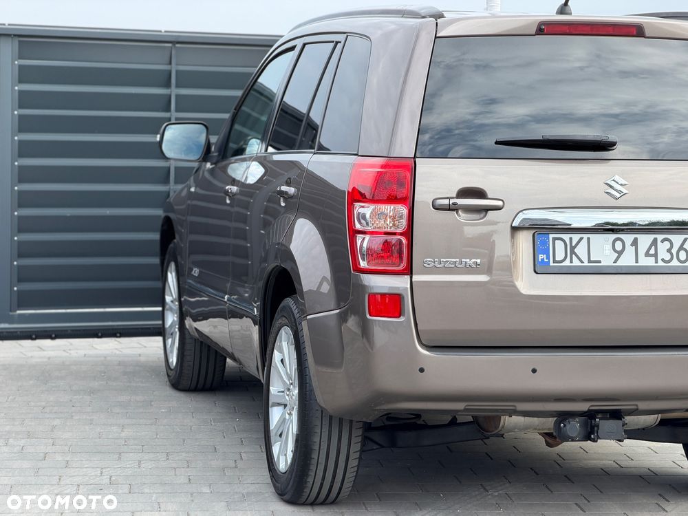 Suzuki Grand Vitara 1.9 DDiS Premium EU5 - 34