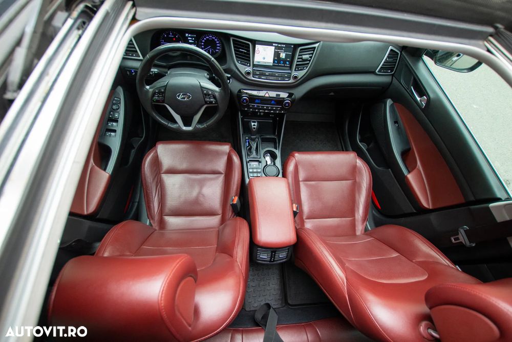 Hyundai Tucson 2.0 CRDI 4WD 6AT Luxury Pack+ - 12