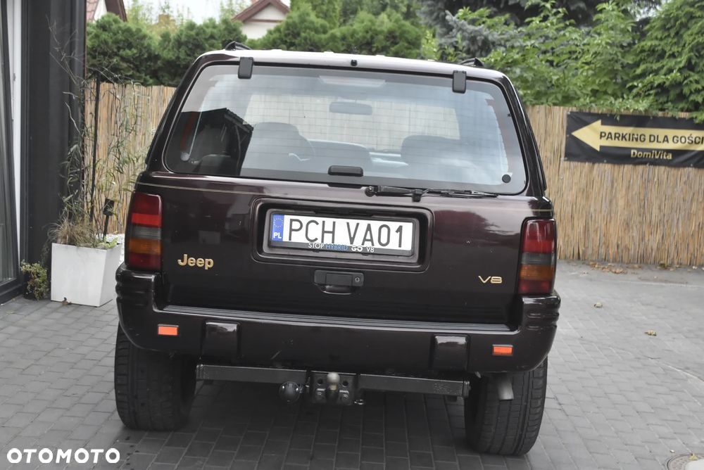 Jeep Grand Cherokee - 19