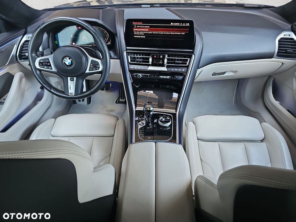 BMW Seria 8 - 25