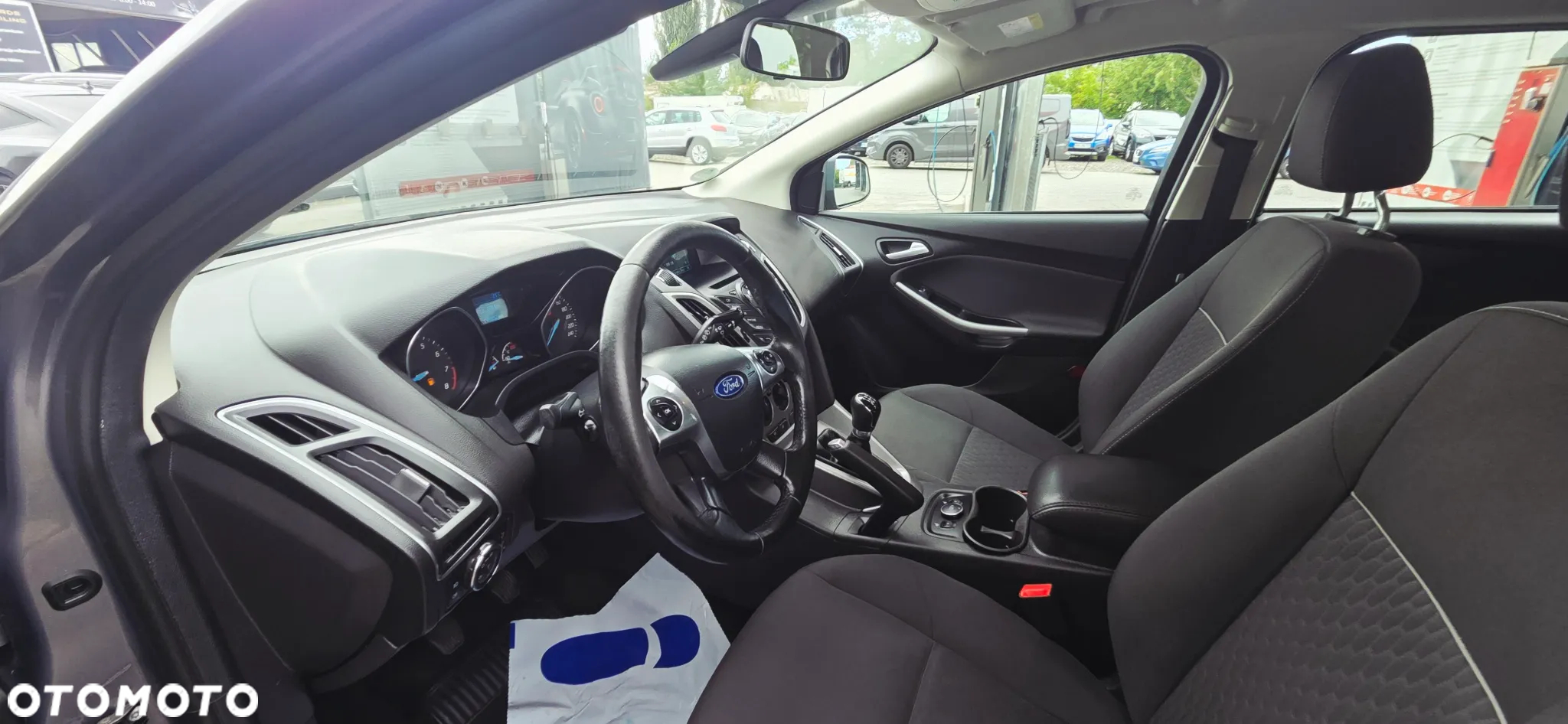 Ford Focus - 26