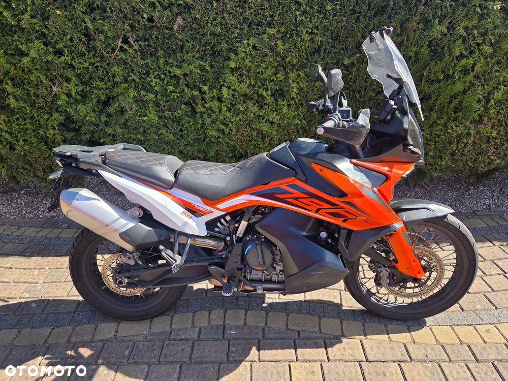 KTM Adventure - 9