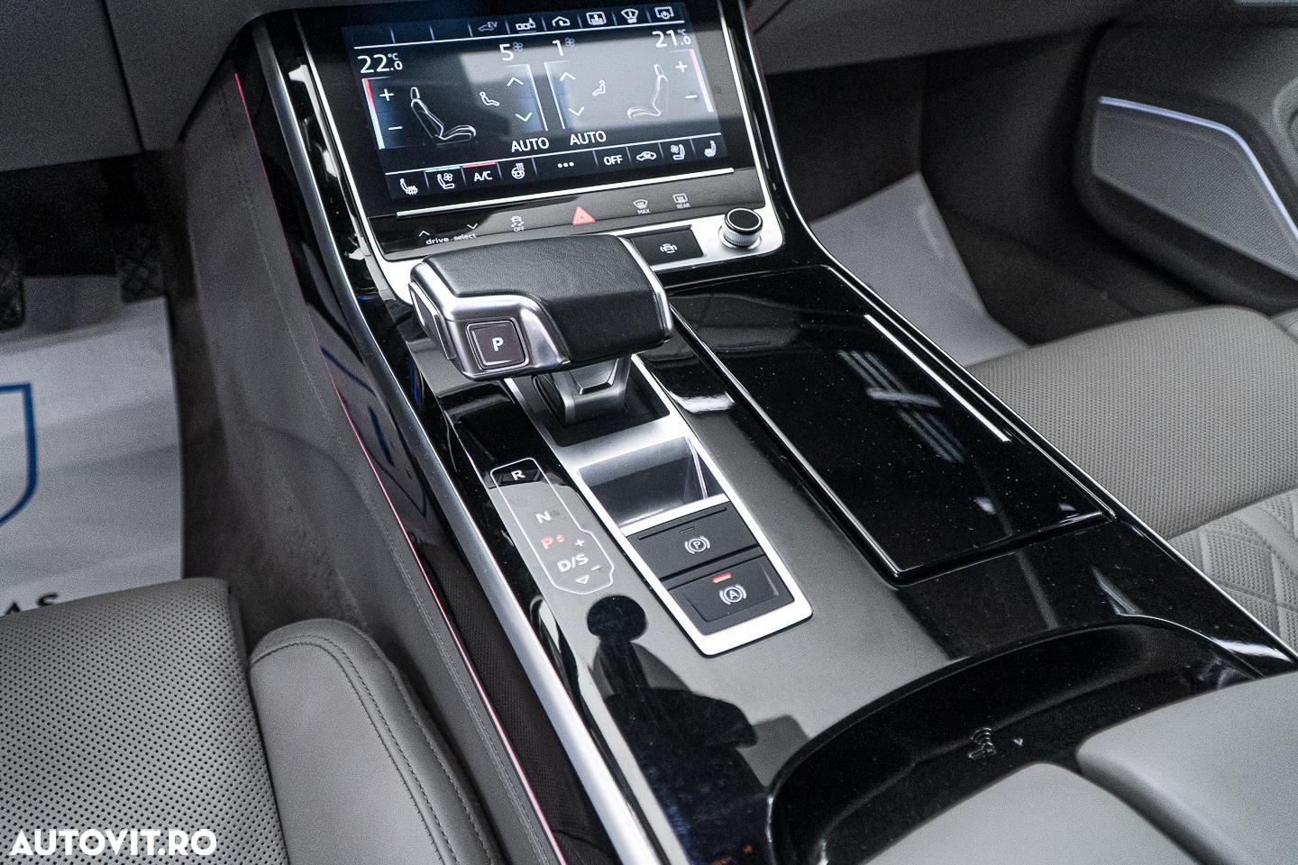 Audi A8 60 TFSI e quattro Tiptronic PHEV - 24