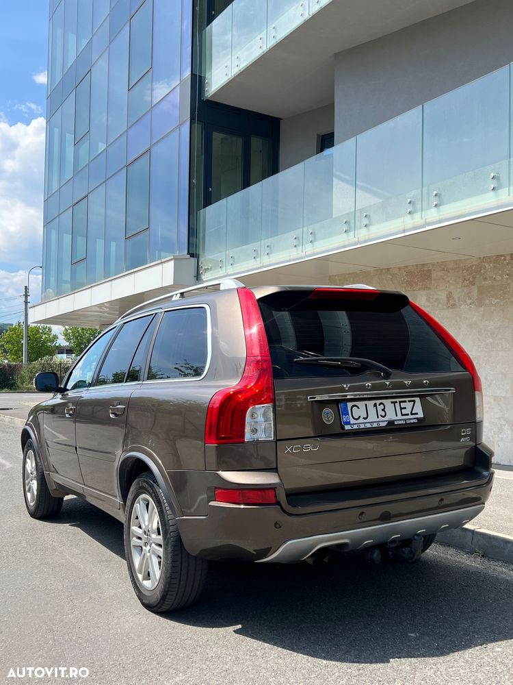 Volvo XC 90 D5 AWD Summum - 4