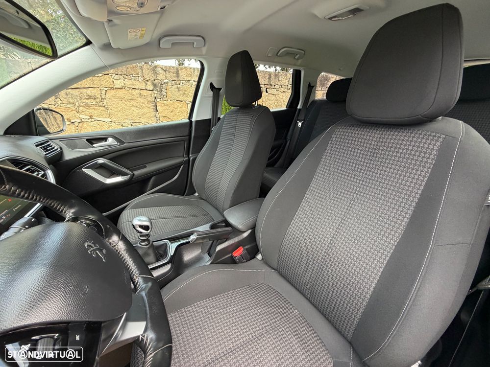 Peugeot 308 BlueHDi FAP 120 Stop & Start Allure - 17
