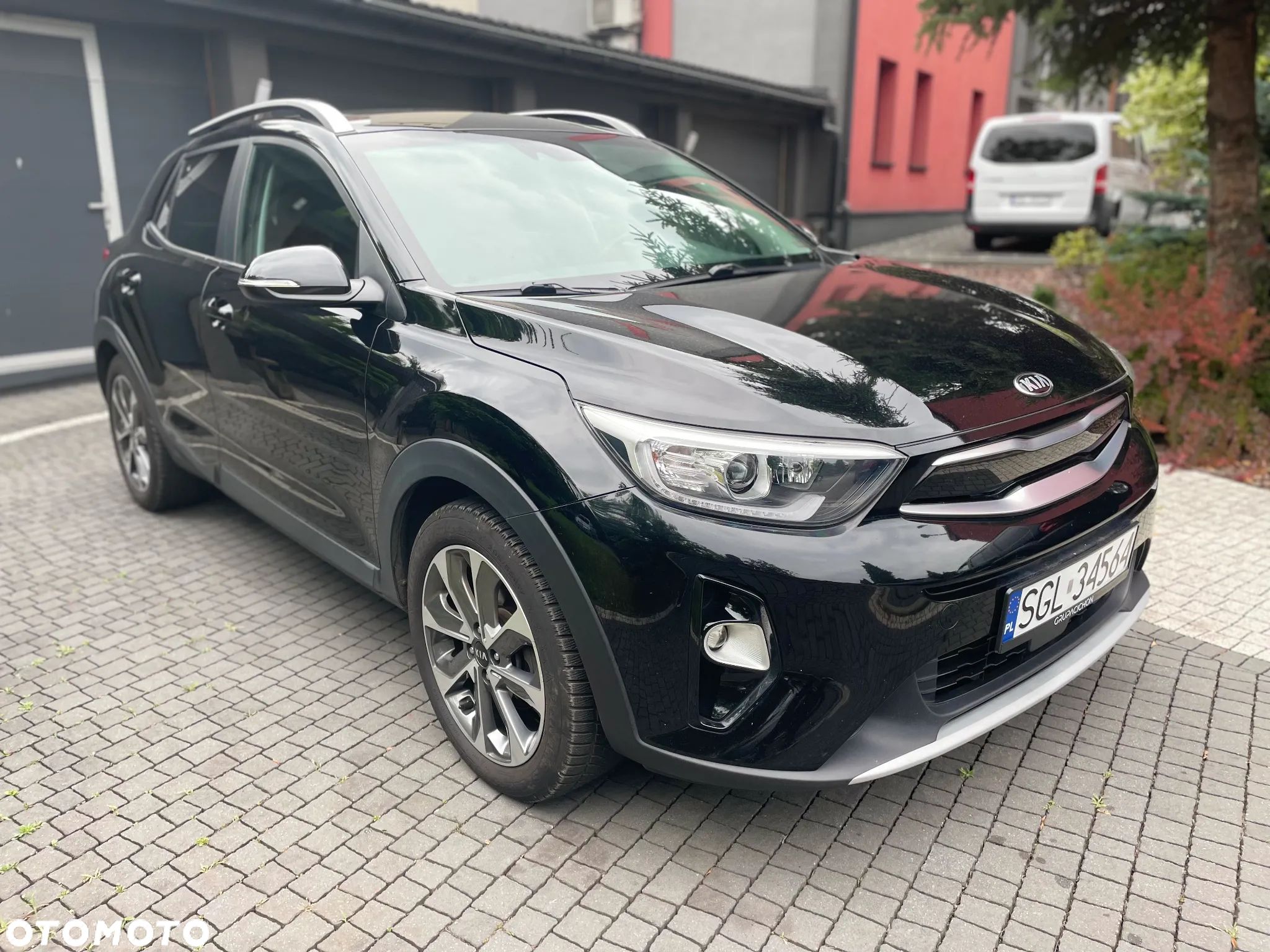 Kia Stonic 1.6 CRDi Platinum Edition - 1