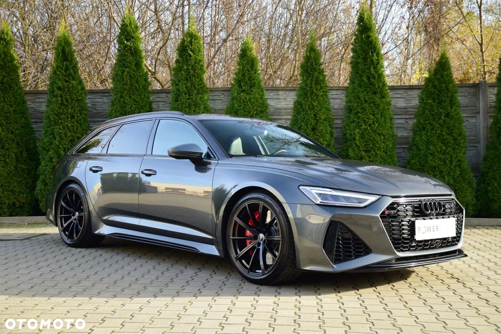 Audi RS6 Avant - 8