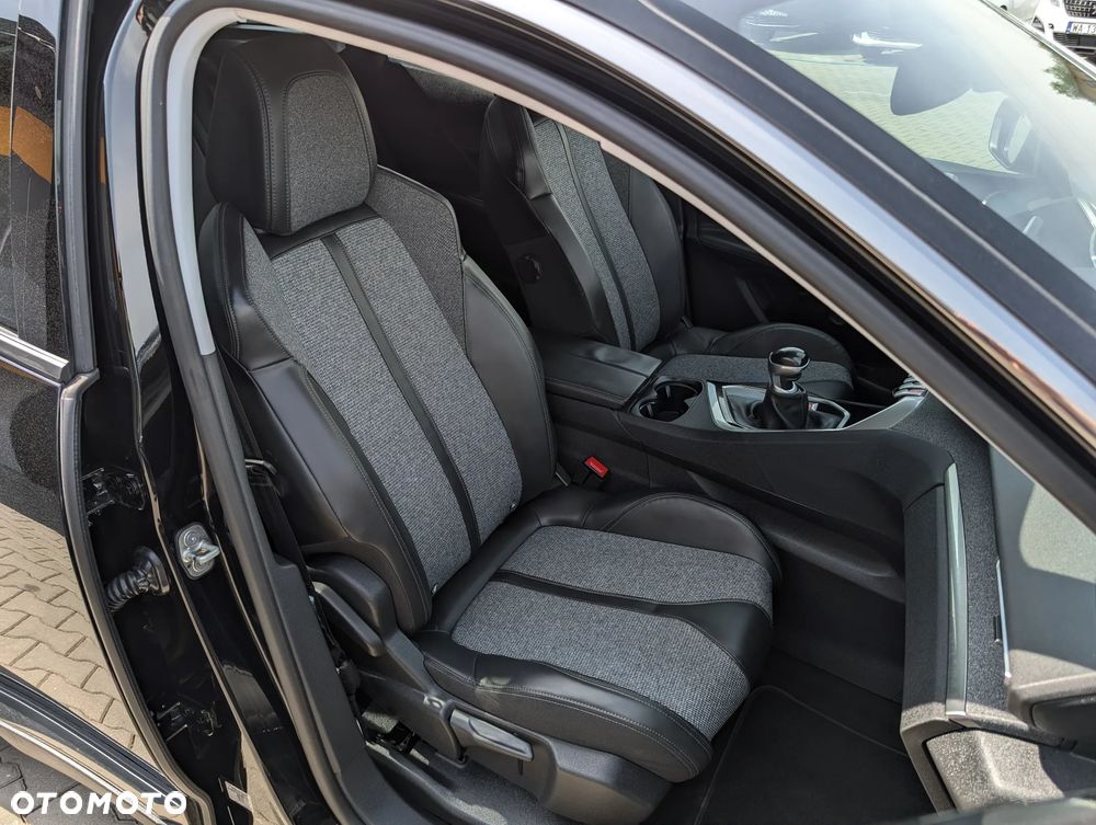 Peugeot 3008 BlueHDi 130 Stop & Start Allure - 37