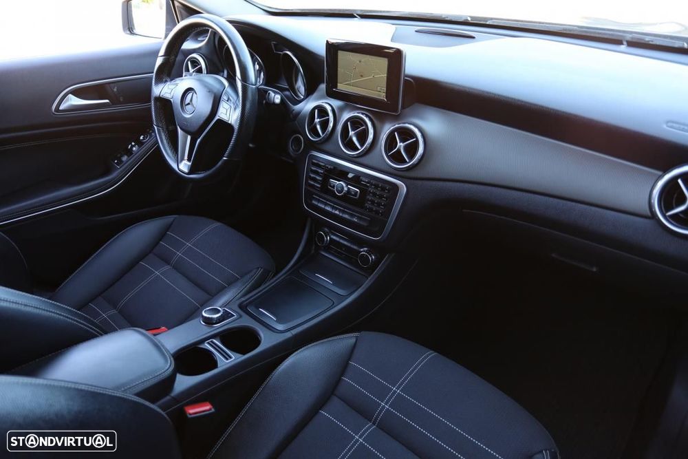 Mercedes-Benz GLA 220 — fotografia 15