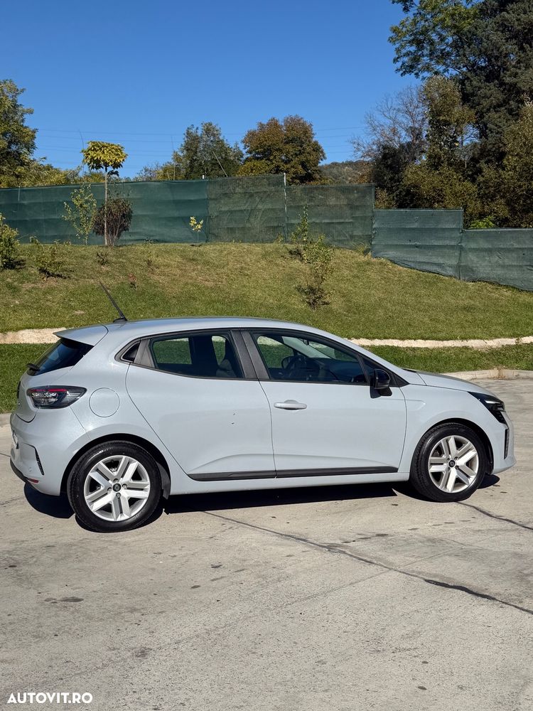 Renault Clio 2024 photo 3