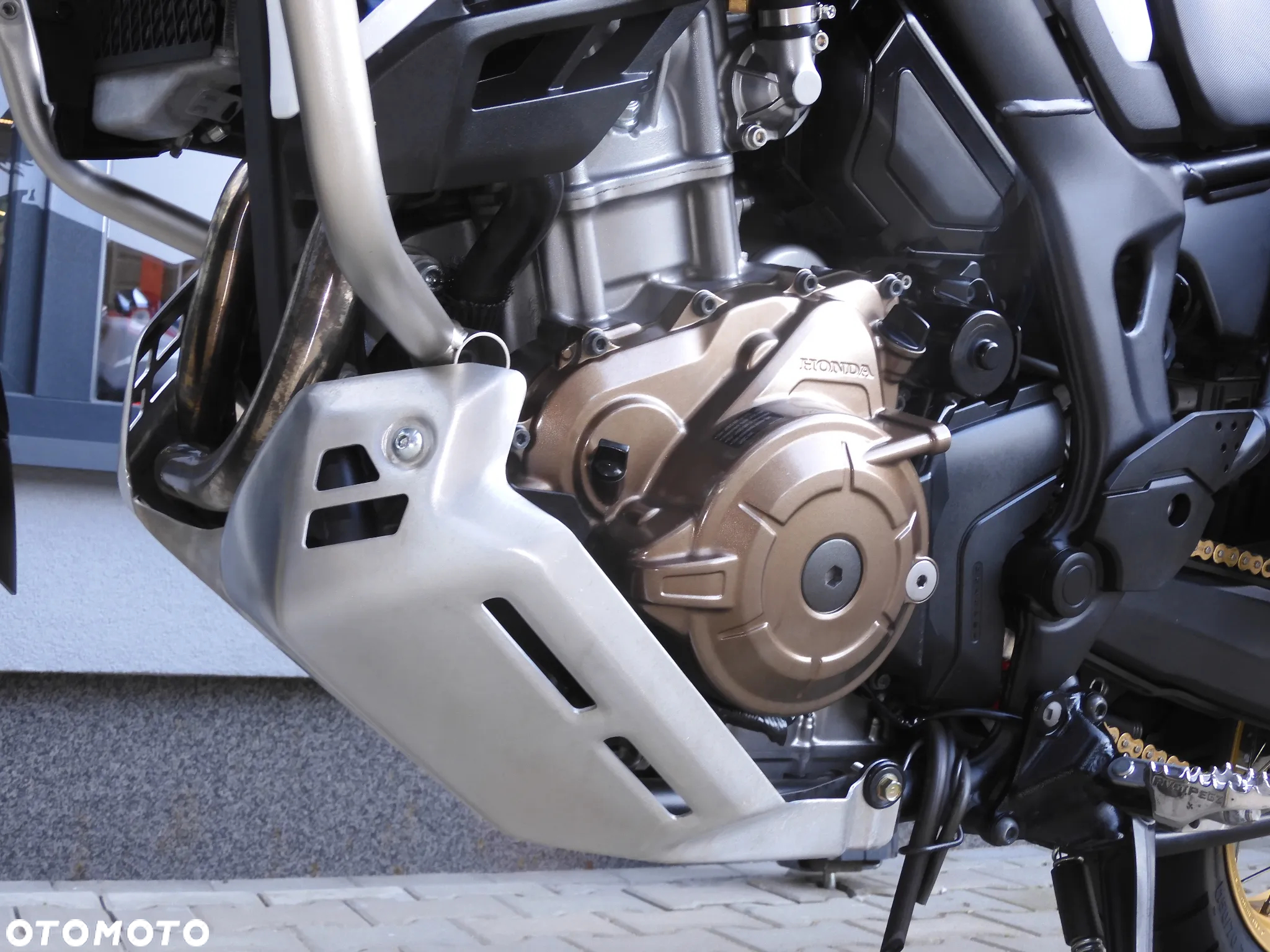Honda CRF - 37