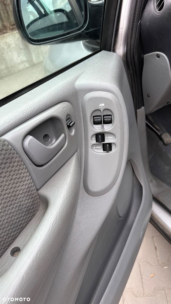 Chrysler Grand Voyager 3.3 Automatik Comfort - 10