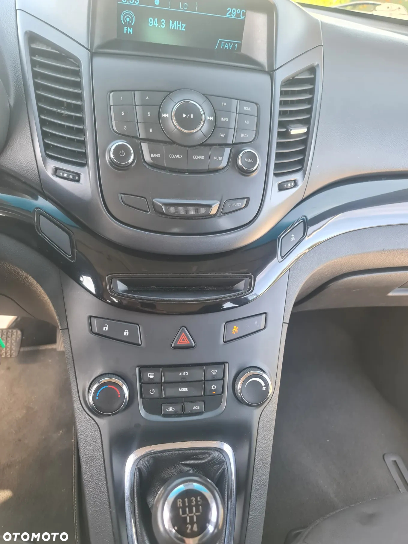 Chevrolet Orlando - 16