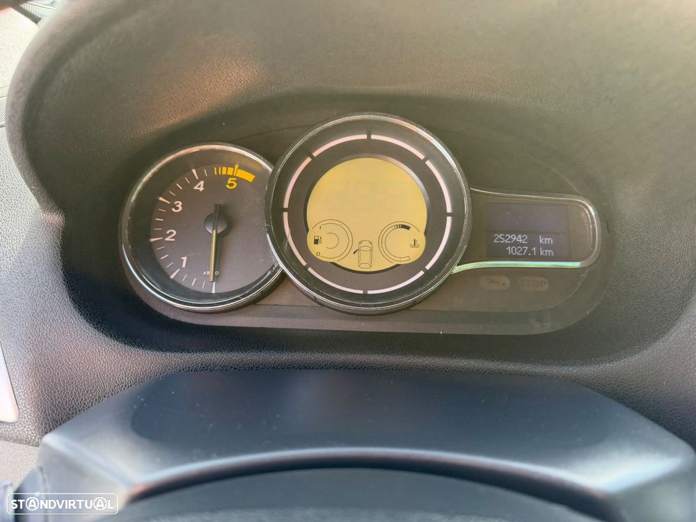 Renault Mégane Coupe 1.5 dCi Dynamique - 22