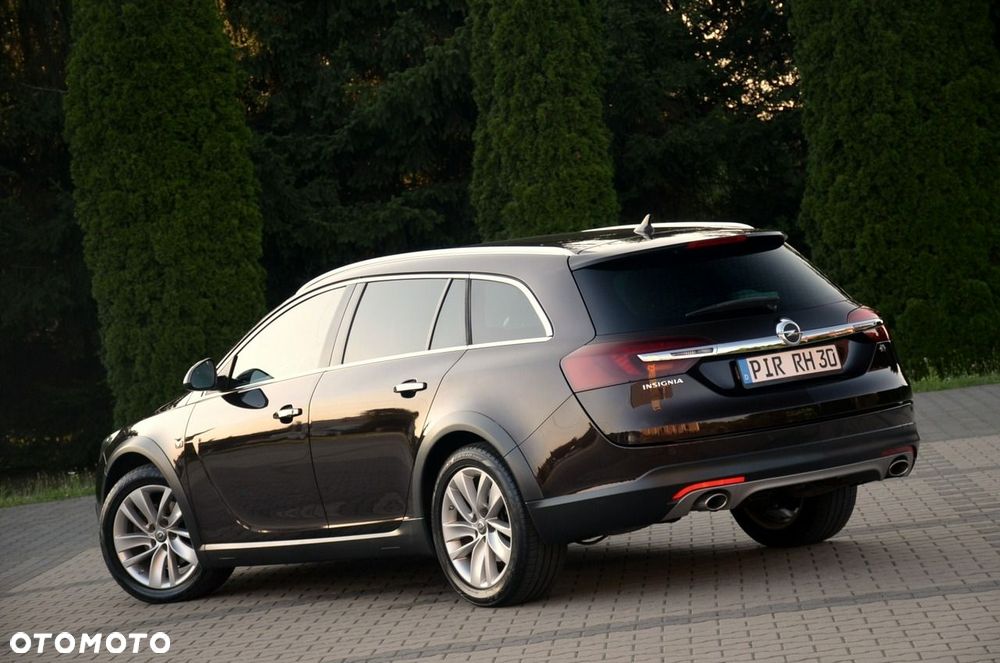 Opel Insignia - 10