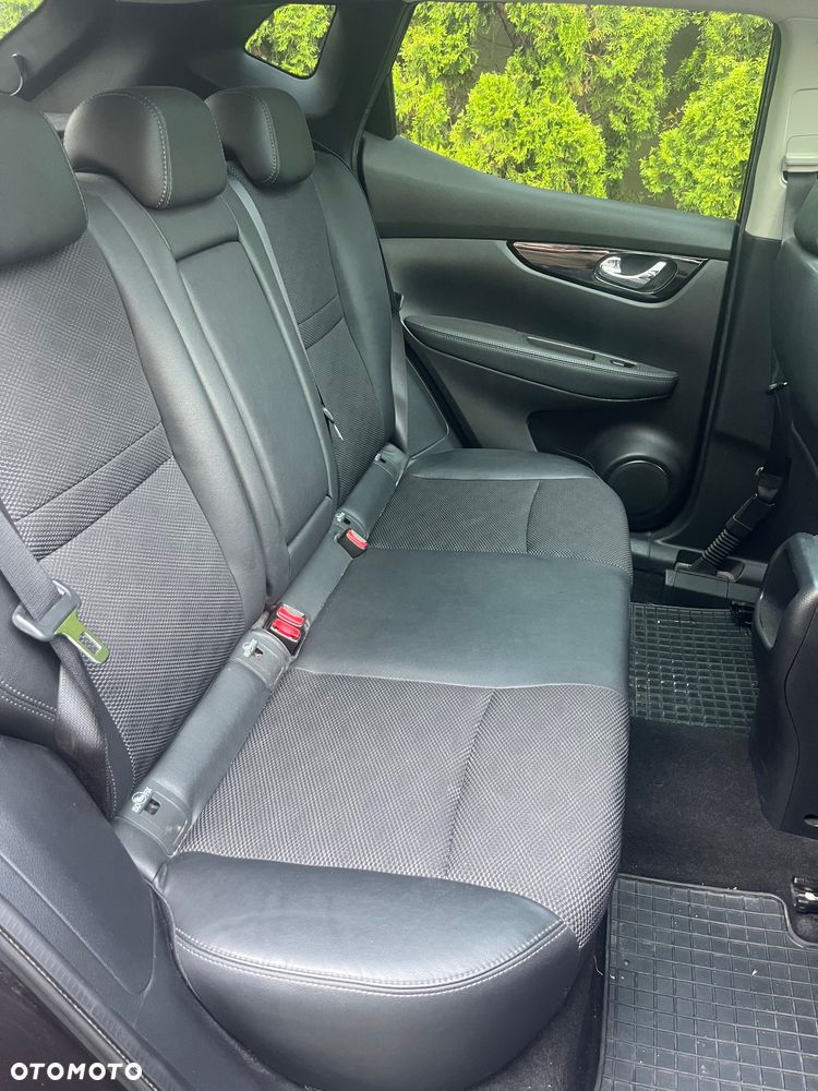 Nissan Qashqai 1.6 DIG-T Tekna - 17