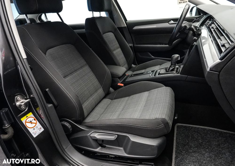Volkswagen Passat 1.5 TSI ACT DSG Comfortline - 14