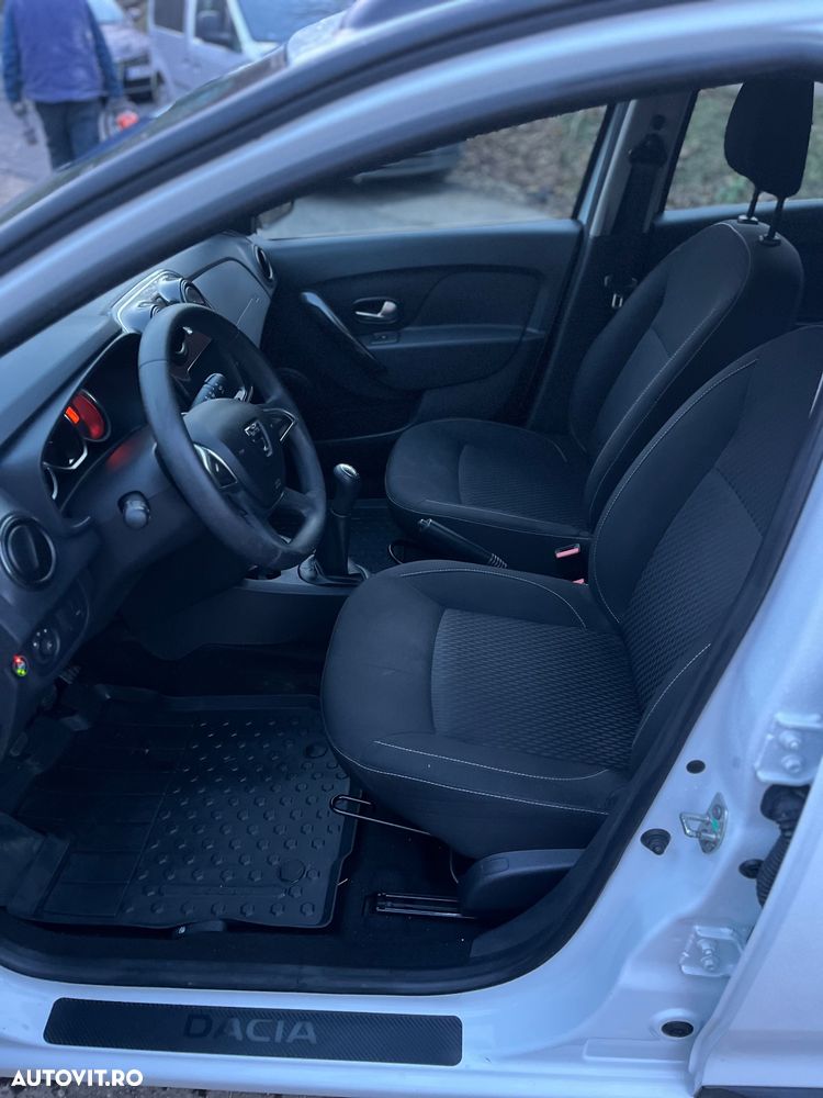 Dacia Logan 0.9 TCe 90 CP GPL Laureate - 12