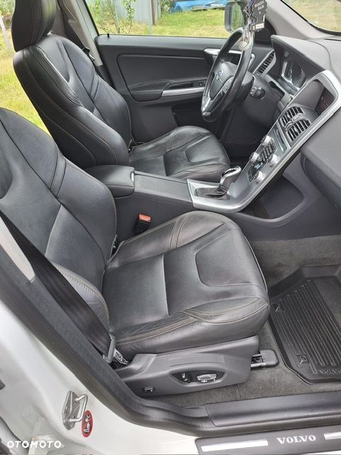 Volvo XC 60 D4 AWD Summum - 15