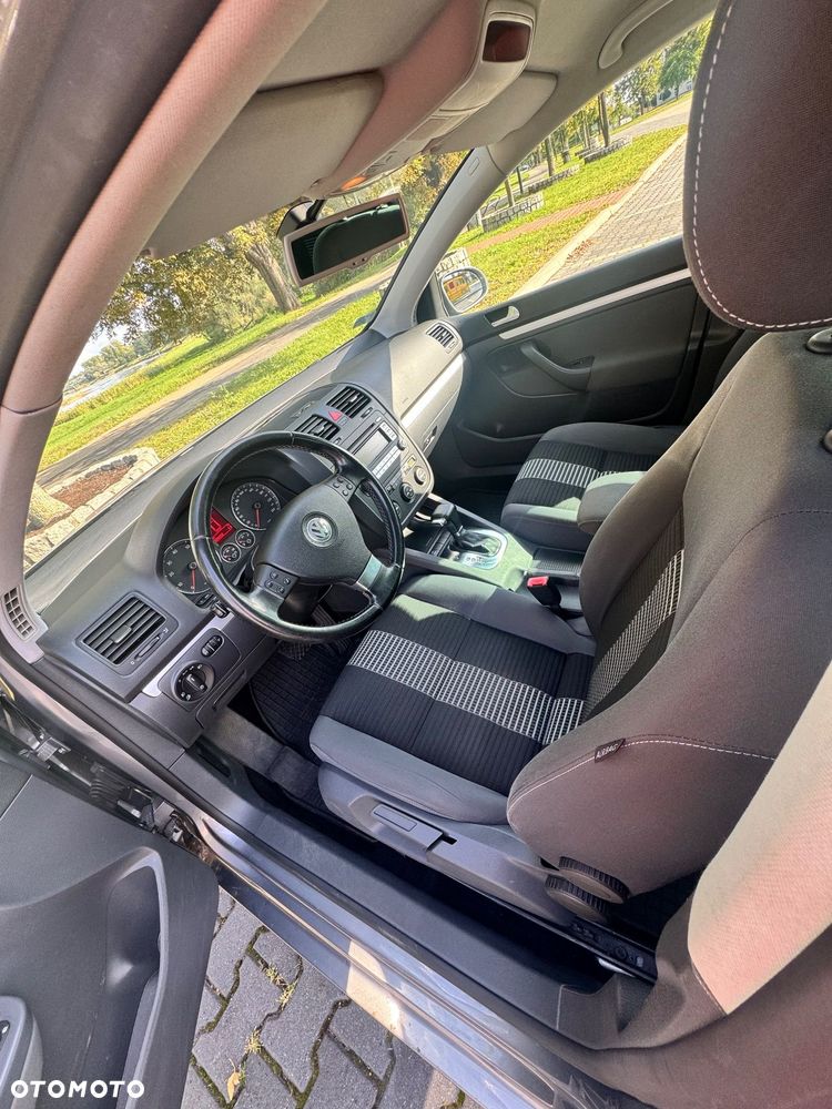 Volkswagen Golf 1.6 Automatik United - 8