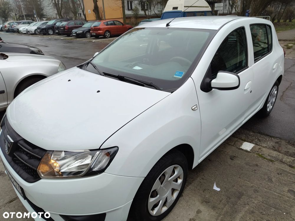 Dacia Sandero 1.2 16V Laureate - 11
