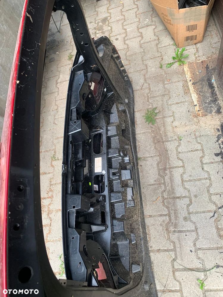KLAPA C4 PICASSO II - 3