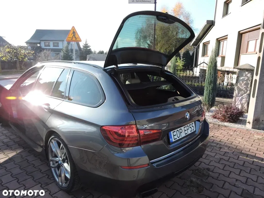 BMW Seria 5 M550d xDrive Touring Sport-Aut - 14