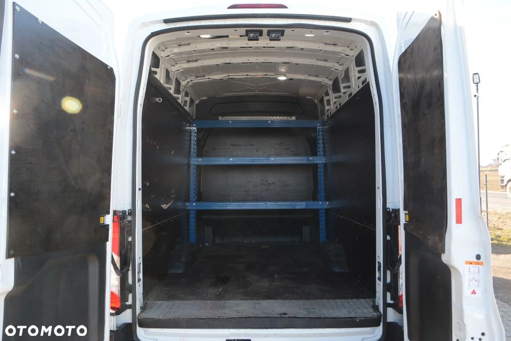Ford Transit - 14