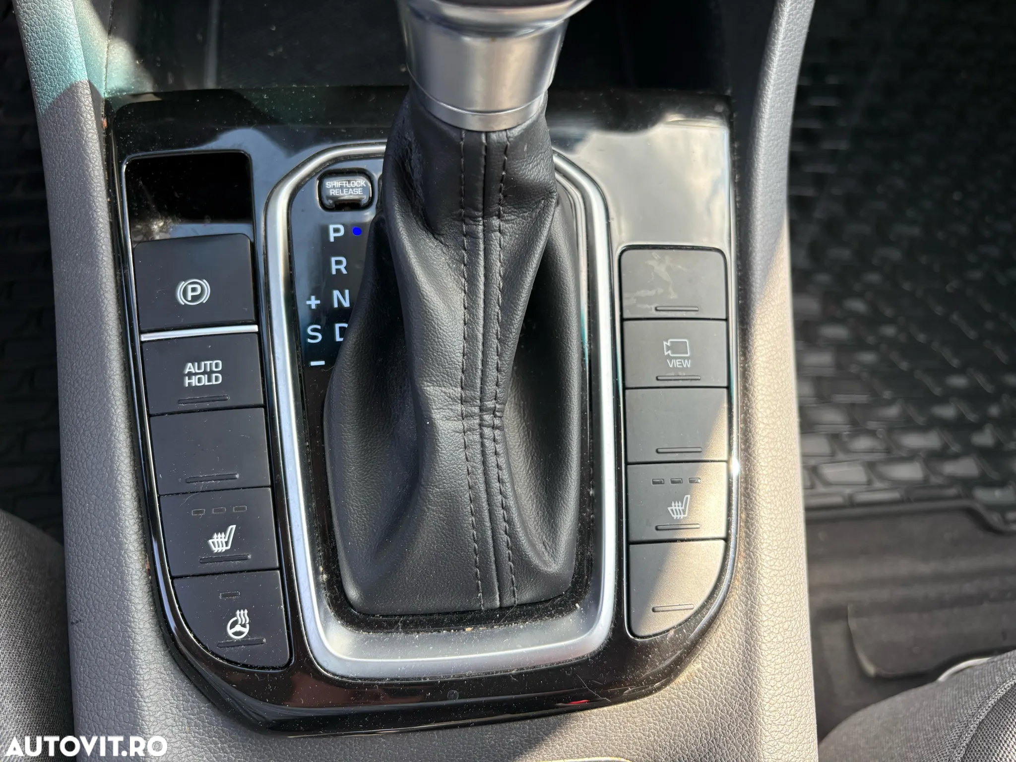 Hyundai IONIQ Hybrid 141CP Exclusive - 14