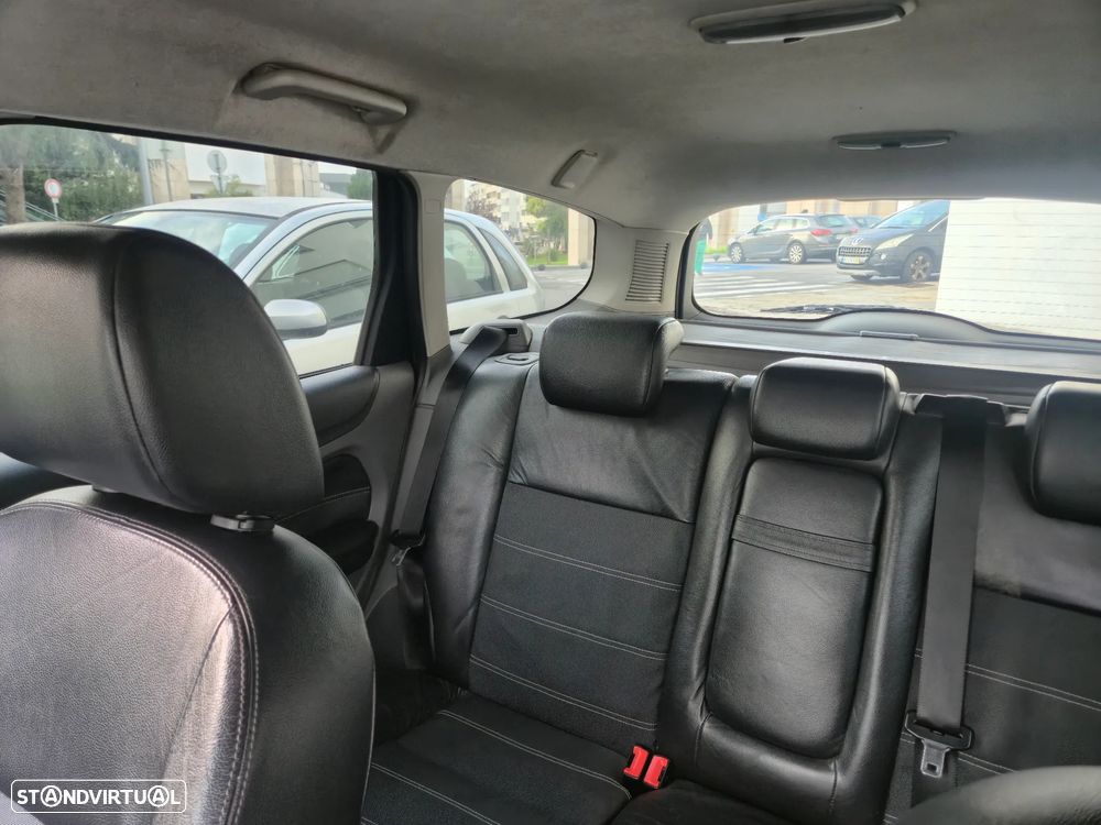 Ford Focus SW 1.6 TDCi Titanium - 10