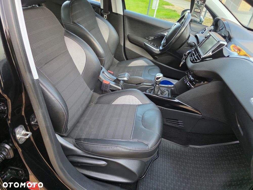 Peugeot 2008 - 15