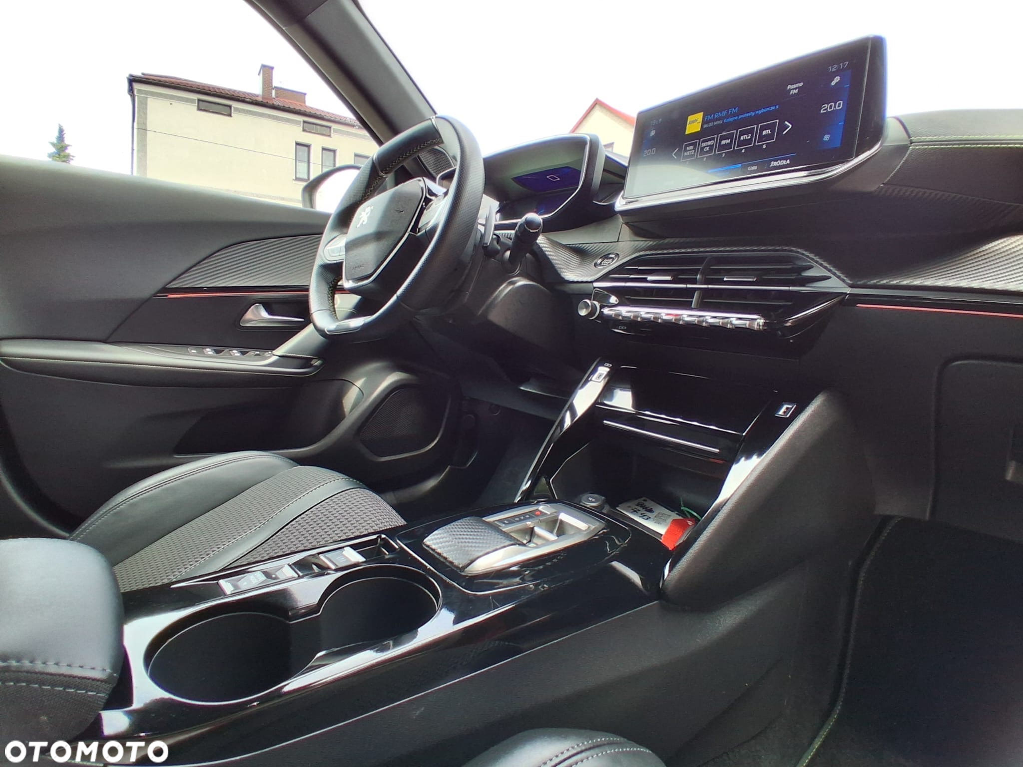 Peugeot 2008 PureTech 130 GT S&S EAT8 - 23