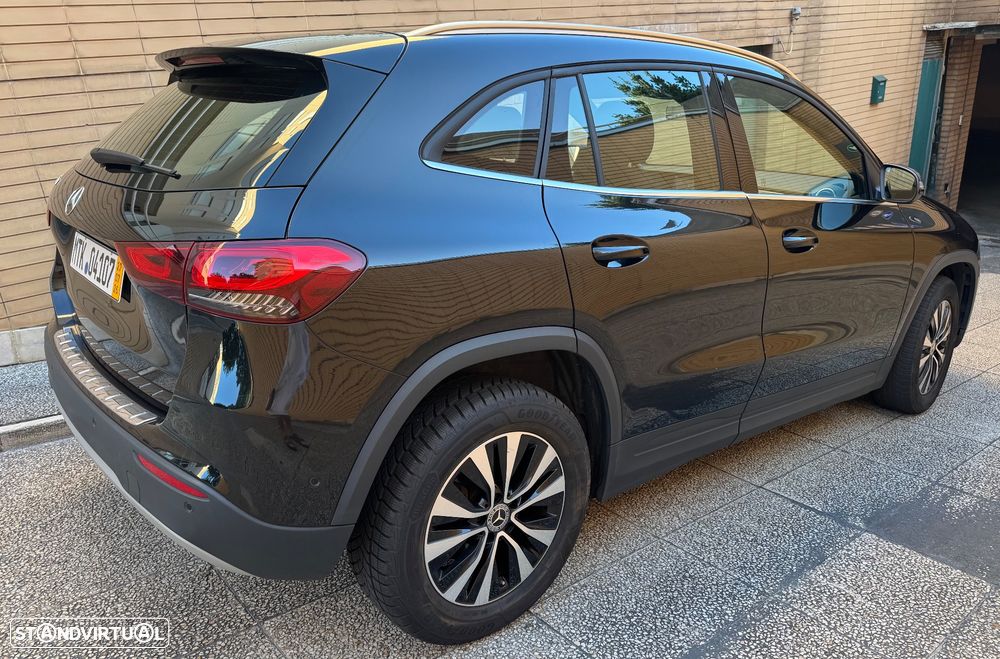 Mercedes-Benz GLA 180 d 8G-DCT - 9